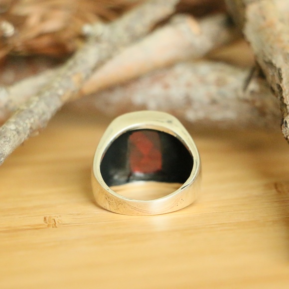 925 Sterling Silver Men's Ring With Red Cubic Zirc - Picture 7 of 8